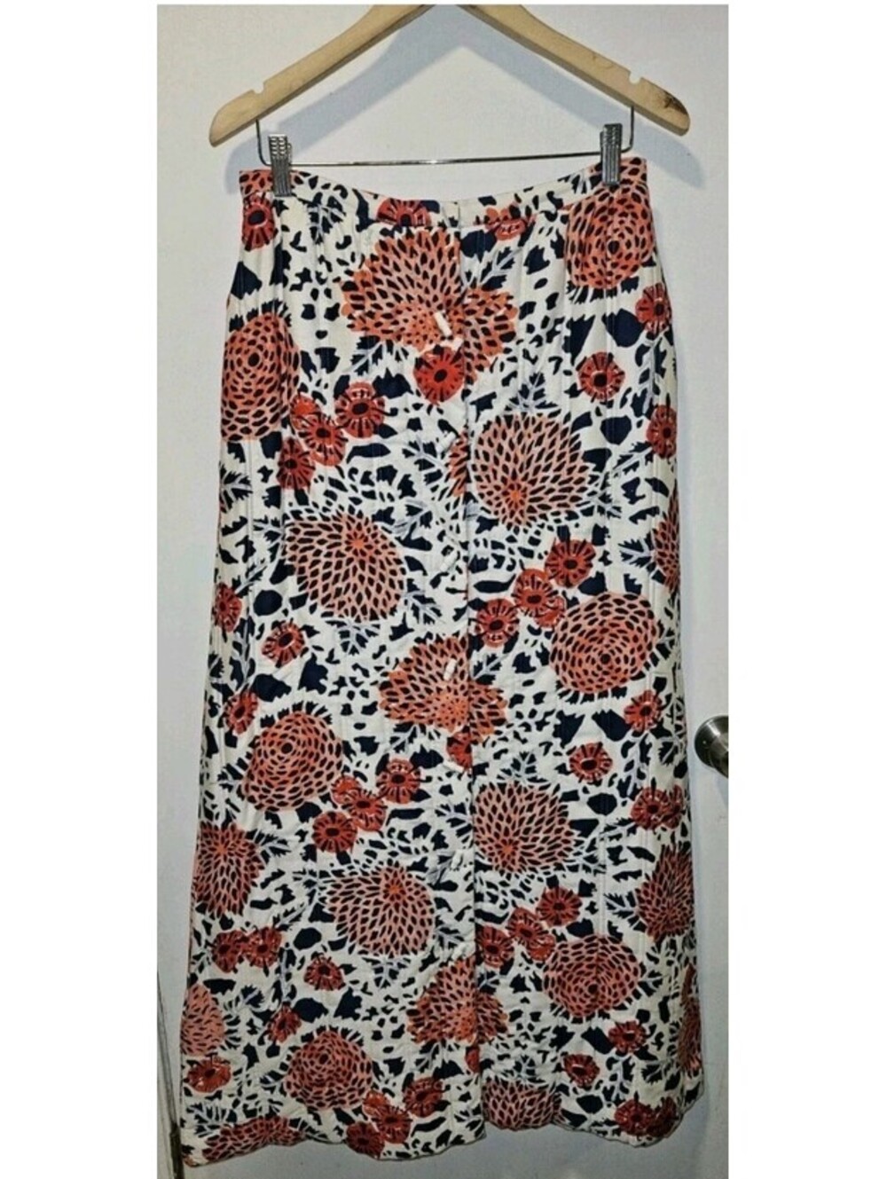 Vera Neumann Sz 12 Vintage Maxi Skirt Quilt Floral White Blue Red Toggle Button - Picture 2 of 11